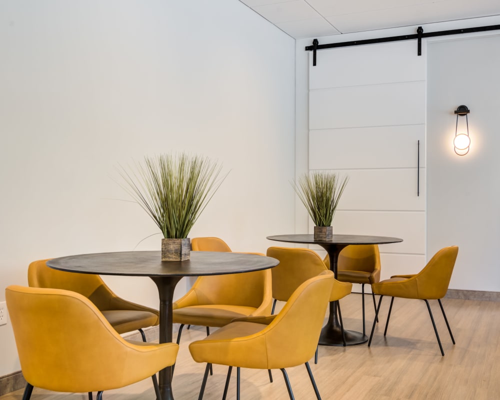 Rockville Centre, L.I., an Urbanized Suburb - The New York Times, image size:1000x800