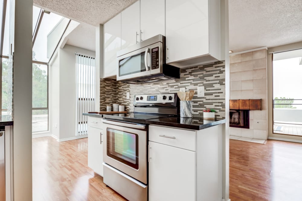 Beautiful kitchen at Skyline Terrace Apartments in Burlingame, California
