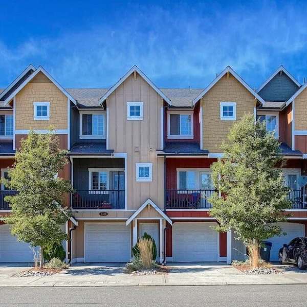 Warner Street Townhomes at WA