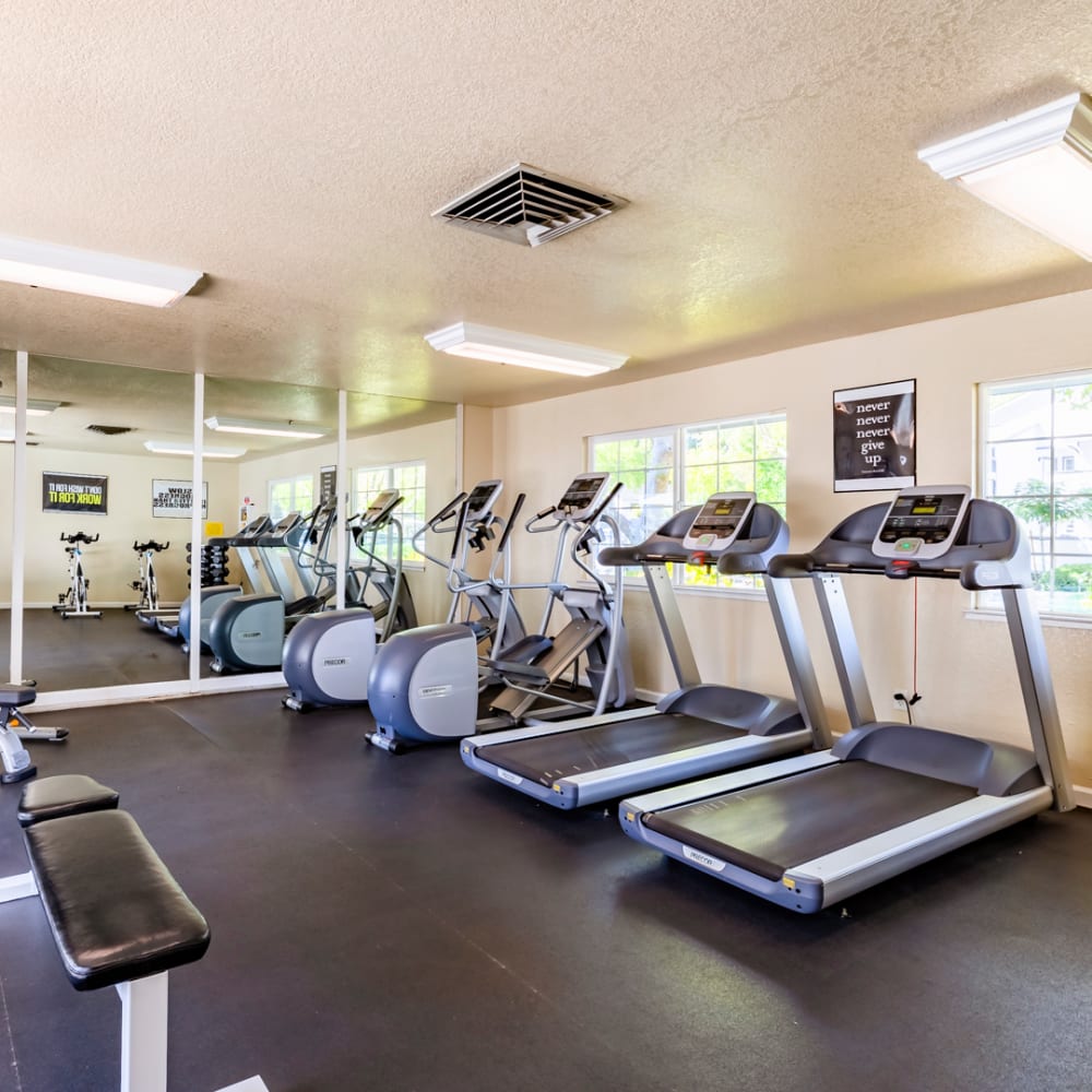 Fitness center at Country Brook Rental Condominiums in San Ramon, California