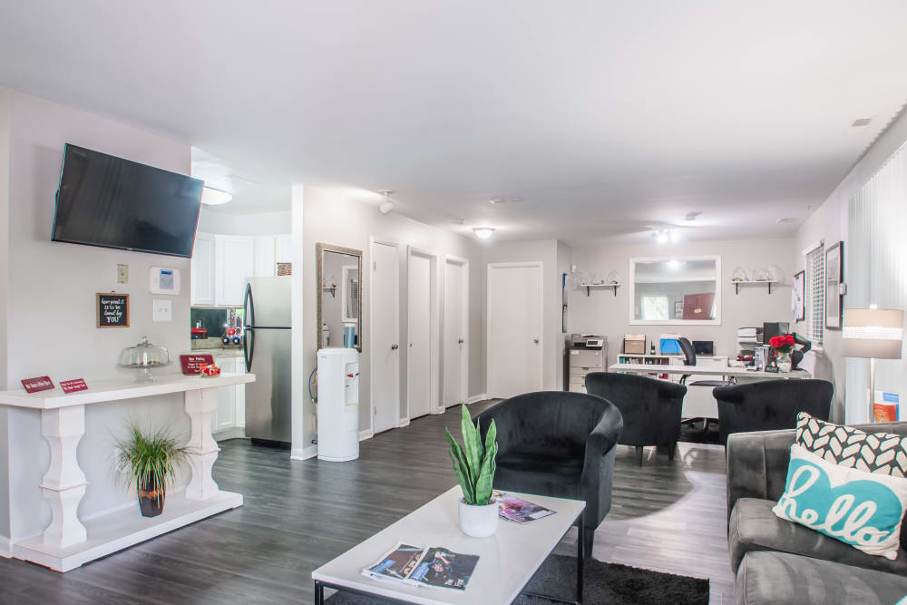 Spacious Common Area Of Appleby Apartments in New Castle, Delaware