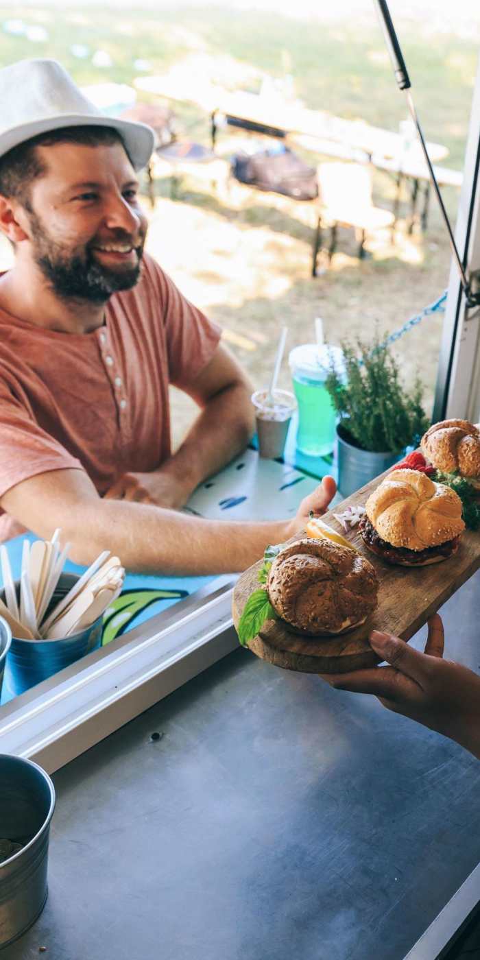 Lots of dinning options near Shoreline Veterans Center in Shoreline, Washington