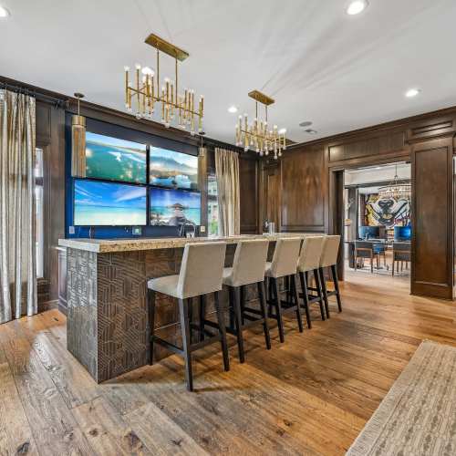 Clubhouse at Clifton Park Apartment Homes in New Albany, Ohio 