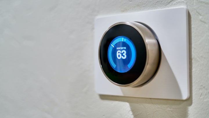 thermostat to control climate