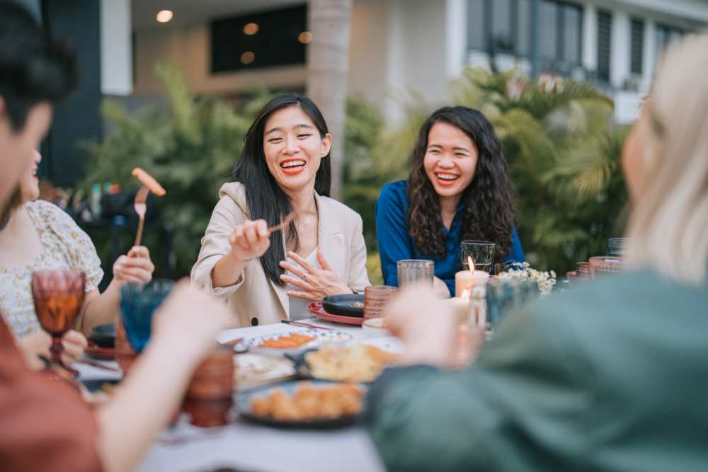 Residents enjoying a meal together near Copper Wood in Lacey, Washington