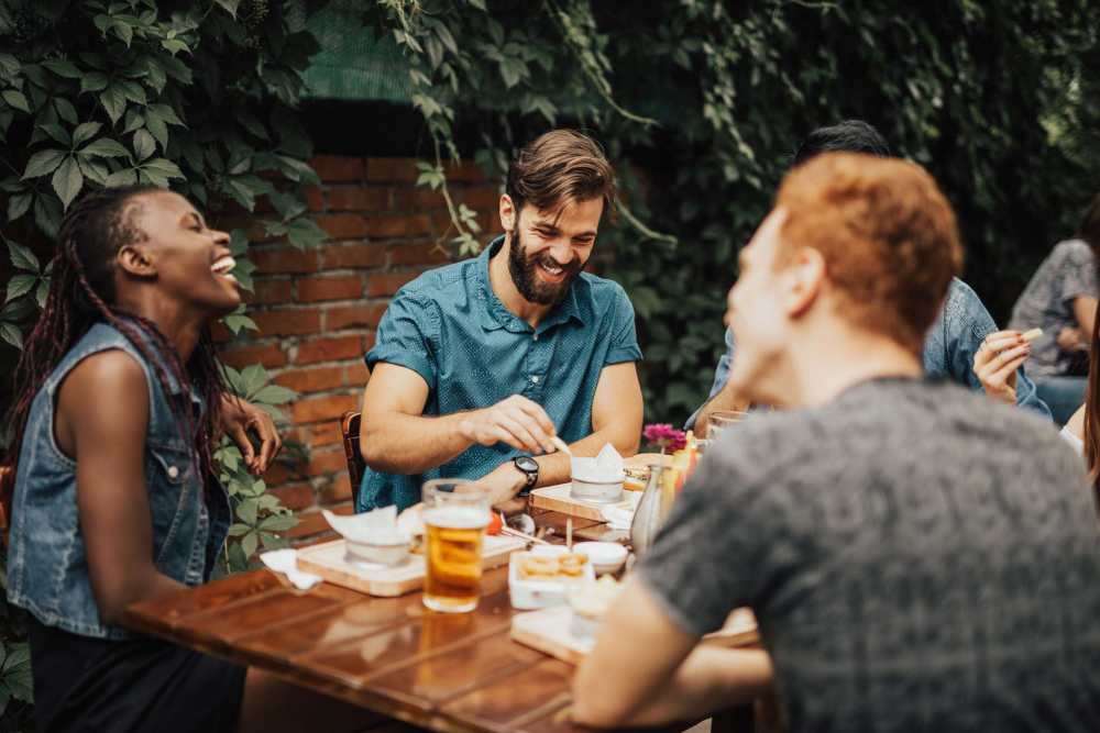 Residents having delicious food at a restaurant near Fidelis Willis in Willis, Texas