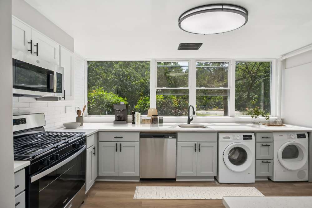 Two toned kitchen cabinetry at Cherokee Apartments in Philadelphia, Pennsylvania