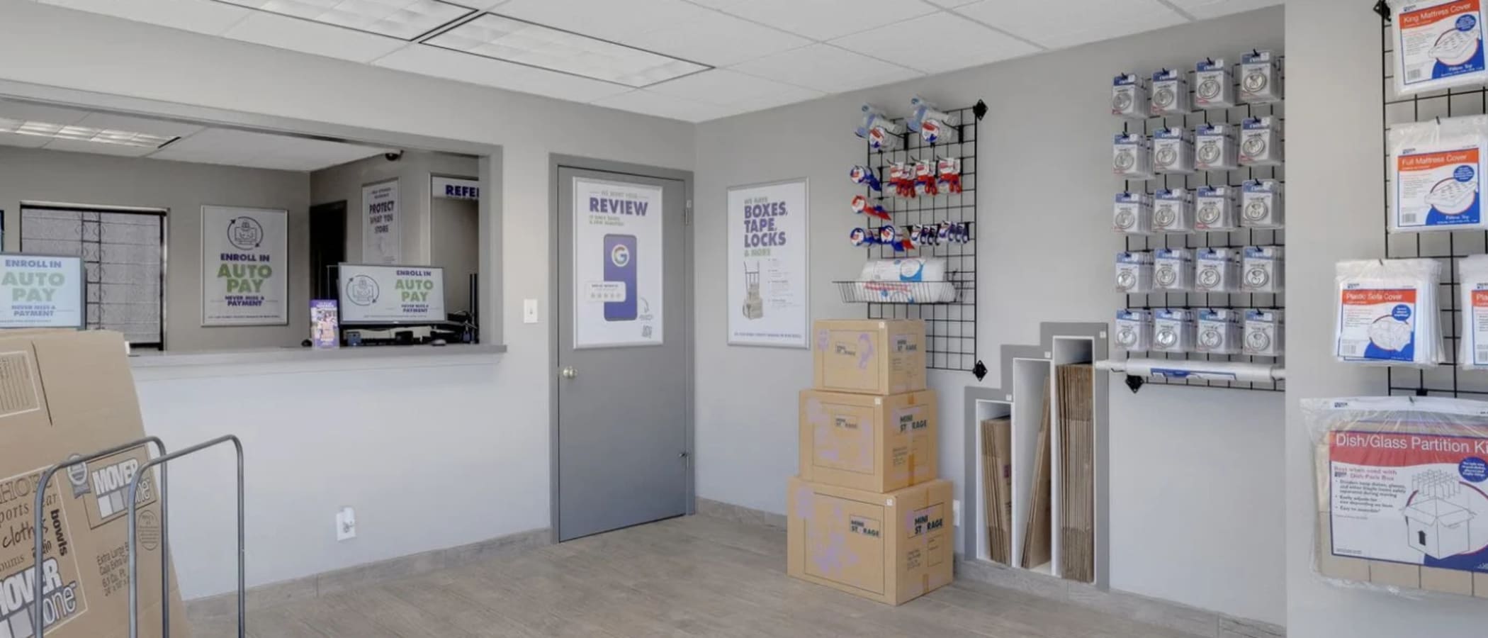 Interior units at Storage Hub - WW White Rd in San Antonio, Texas