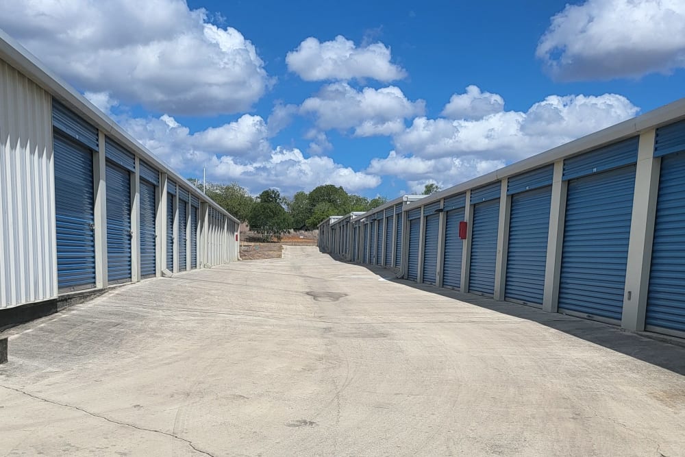 View our list of features at KO Storage in Pleasanton, Texas