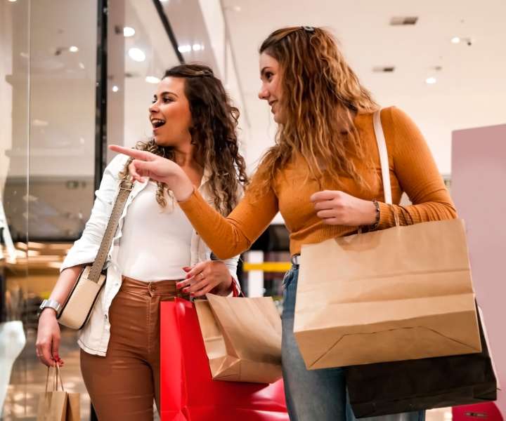 Women shopping close to  27 Elm in Redmond, Oregon
