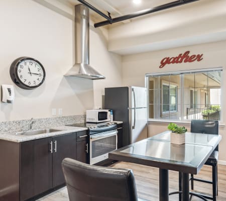 Resident kitchen at Sunrise Residences Apartment Homes in Fairfield, California