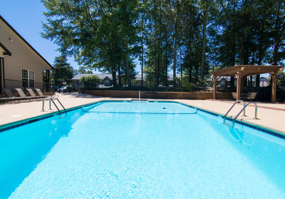 Enjoy Apartments with a Swimming Pool at Foundry Townhomes in Simpsonville, South Carolina