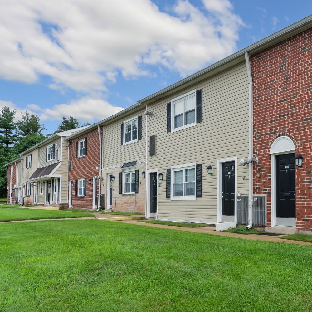 Building exterior at Oxford Manor Apartments & Townhomes in Mechanicsburg, Pennsylvania