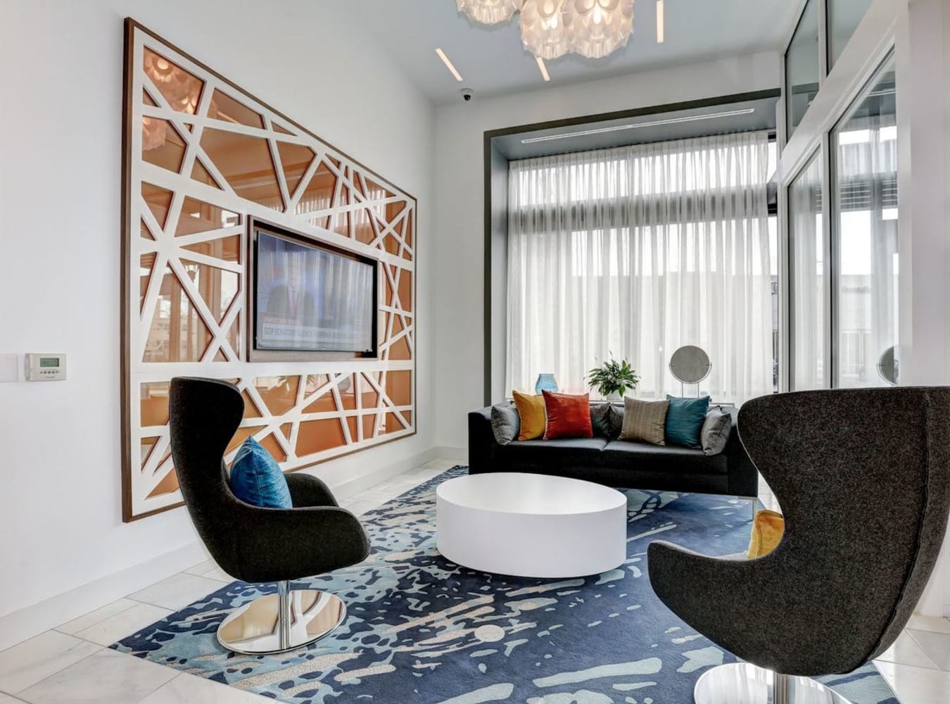 Plenty of seating in the modern clubhouse at Solaire 7077 Woodmont in Bethesda, Maryland