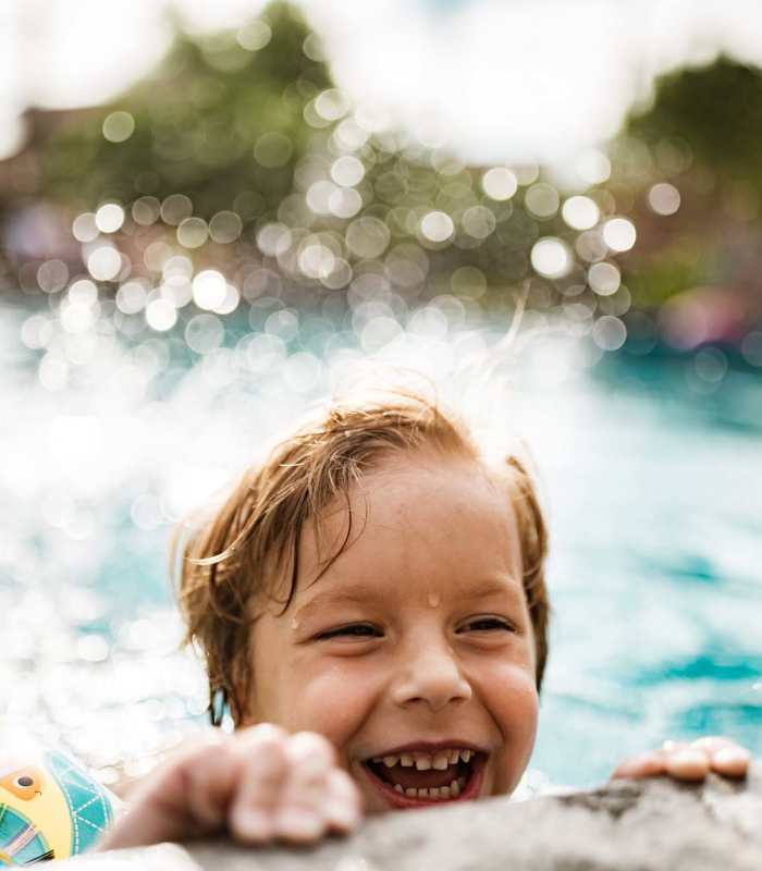 Swimming pool and sundeck at Saddlebrook Apartments in Murfreesboro, Tennessee