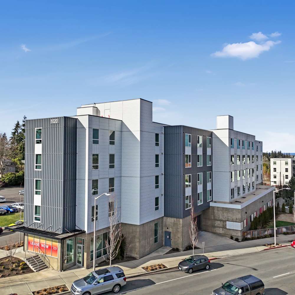 Apartments at Koz on Broadway in Everett, Washington