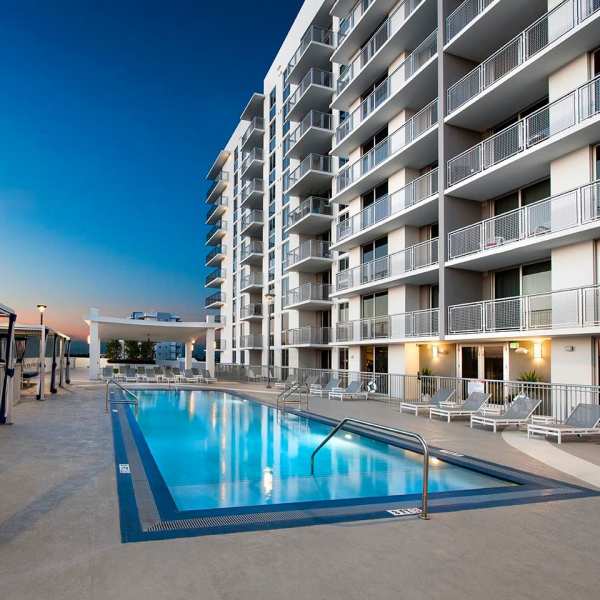 Grove Station Tower offers a wide variety of amenities in Miami, Florida