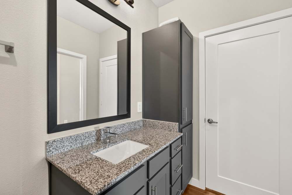Modern bathroom at The Springs at Georgetown in Georgetown, Texas