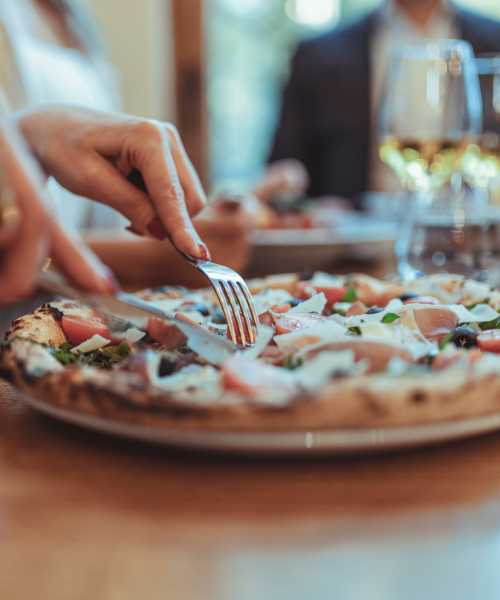 Dining near 2201 Wisconsin in Washington, District of Columbia