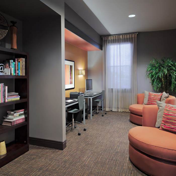 Resident business center at Attain at Towne Place, Chesapeake, Virginia