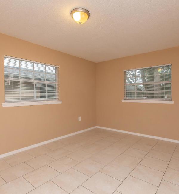 Bedroom at Serenity Apartments in Leesburg, Florida