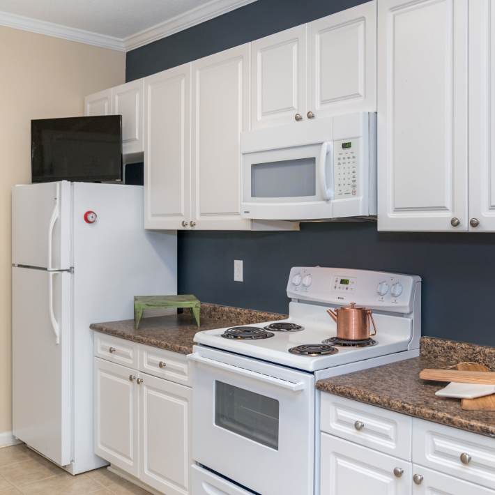 Kitchen at Meridian Parkside, Newport News, Virginia