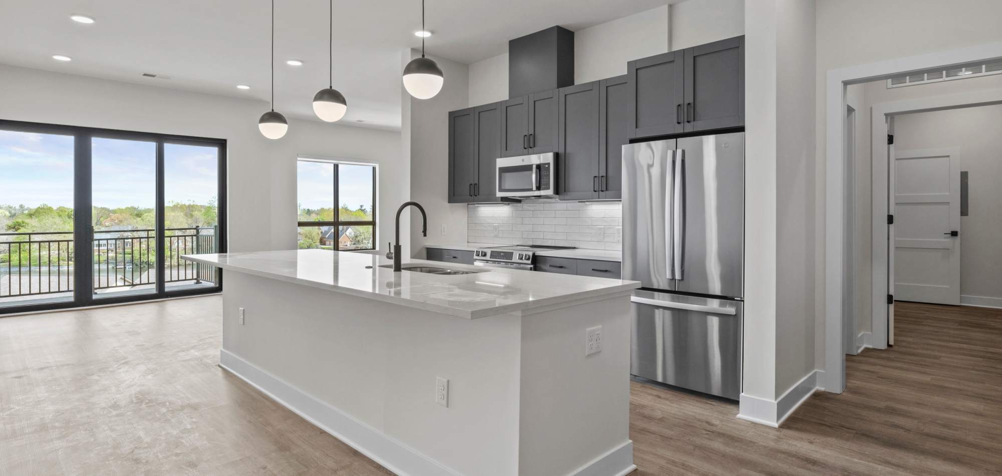 The Landing at Lakewood Harbour apartments in Lexington, Kentucky