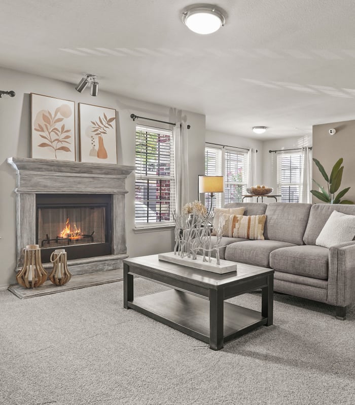 Living room at Mission Point Apartments in Moore, Oklahoma