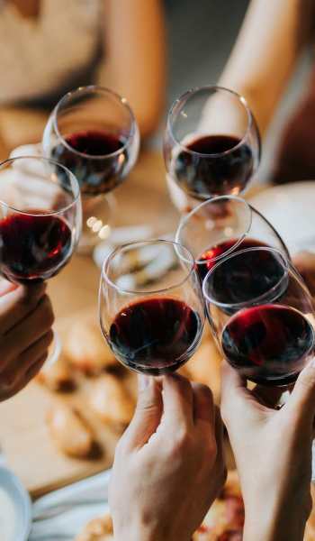 Dining near San Mateo Forest in Dallas, Texas