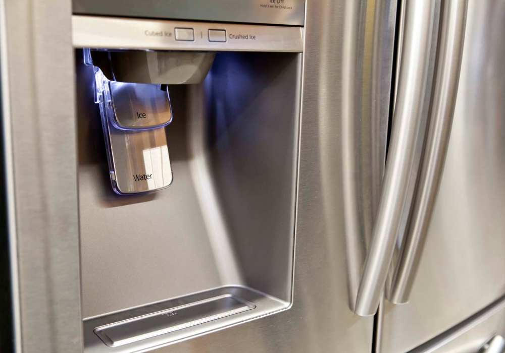 Stainless-steel appliances at Silo Creek Apartments in Lafayette, Louisiana