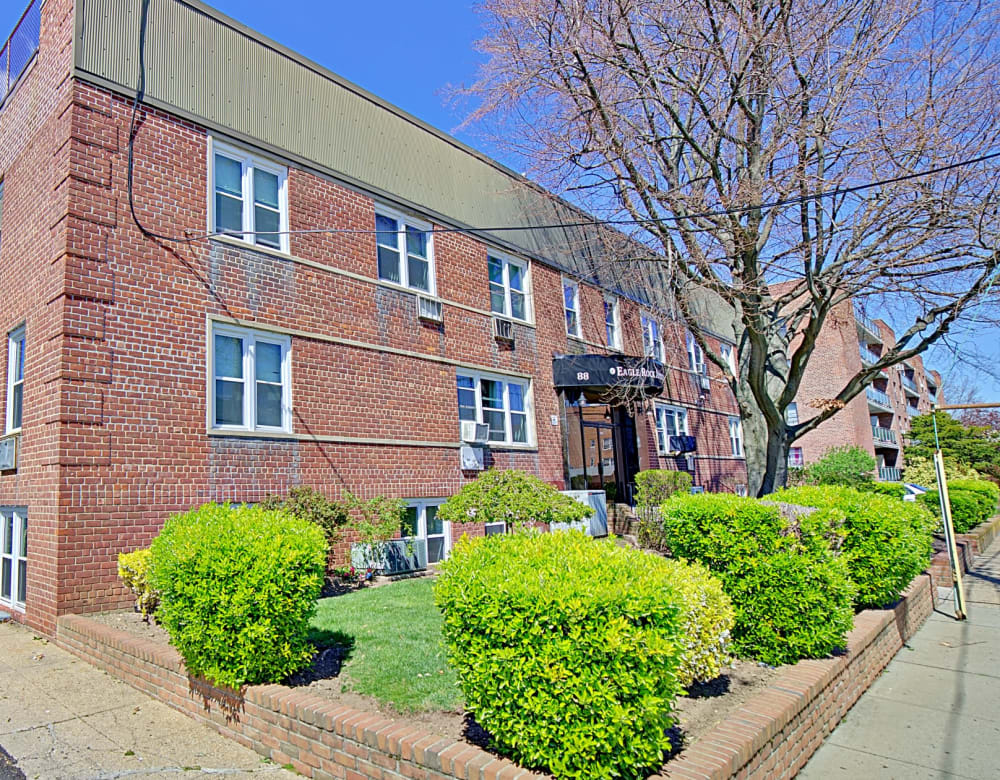 Exterior of Bergen Apartments in Freeport, NY