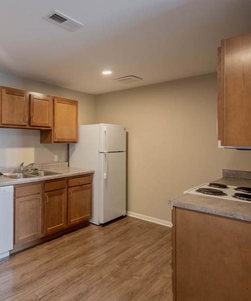 Spacious kitchens for cooking at Kershaw Greene III in Athens, Ohio