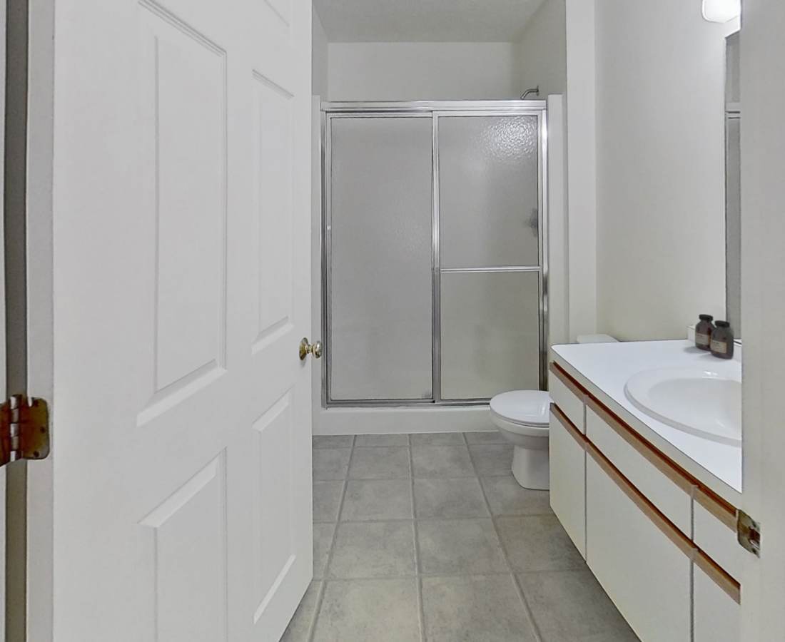Apartments at Victoria Pointe Apartments in Jackson, Michigan