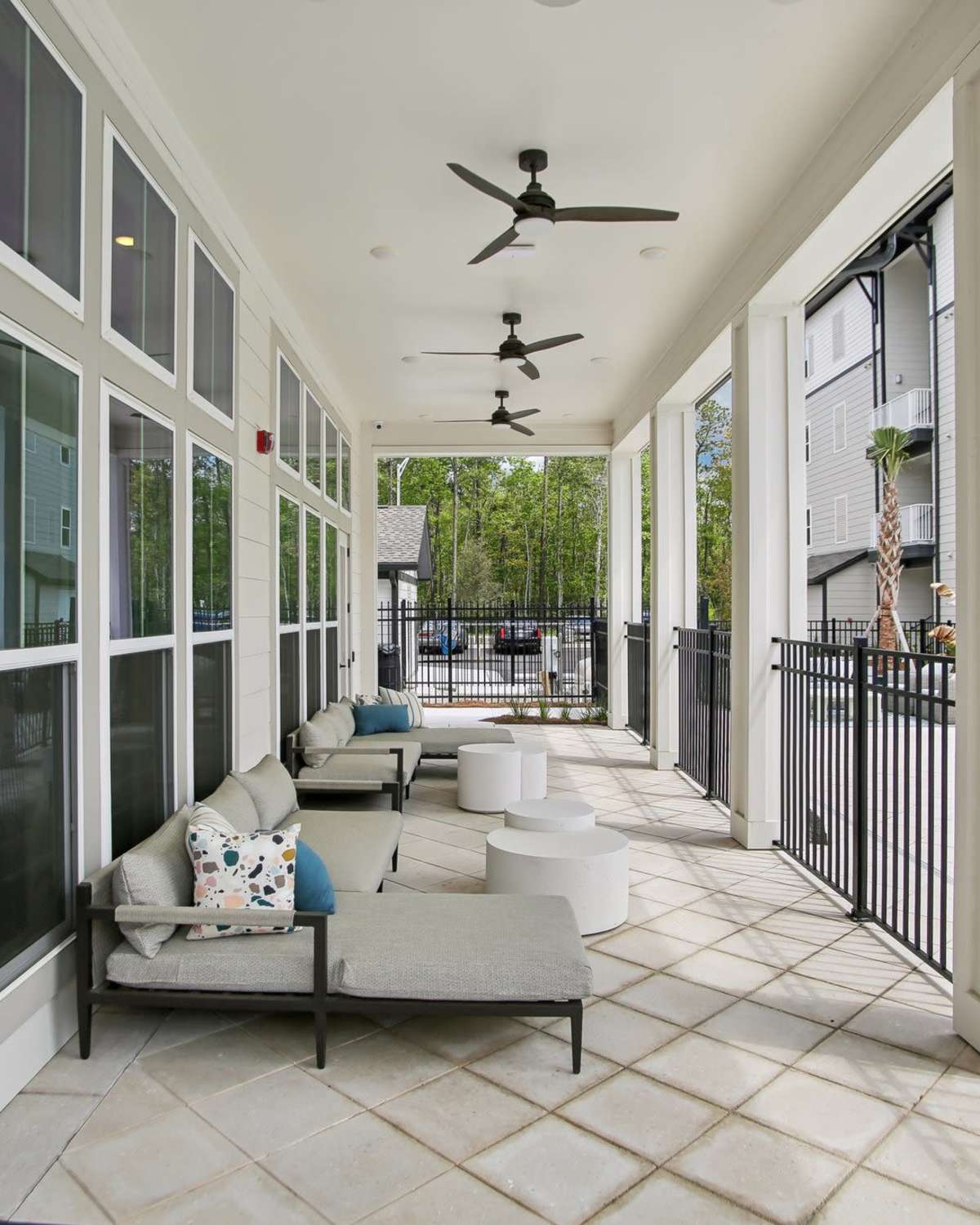 Outdoor patio at Avion Apartments in Jacksonville, Florida