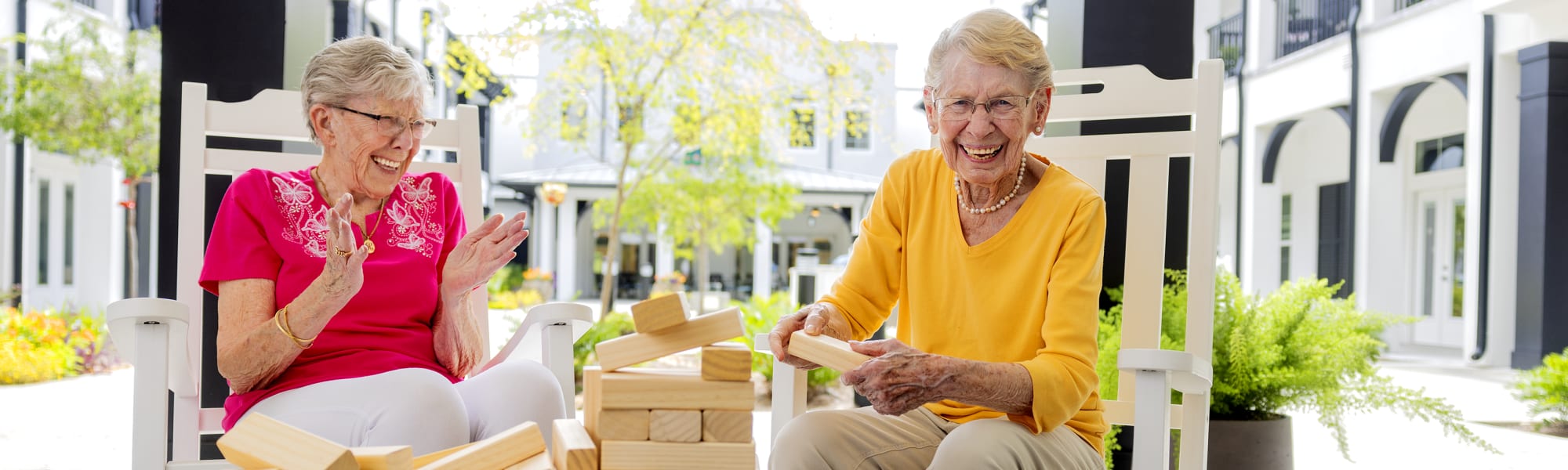 Residents happily playing and enjoying at The Barclay at Whiskey Road in Aiken, South Carolina