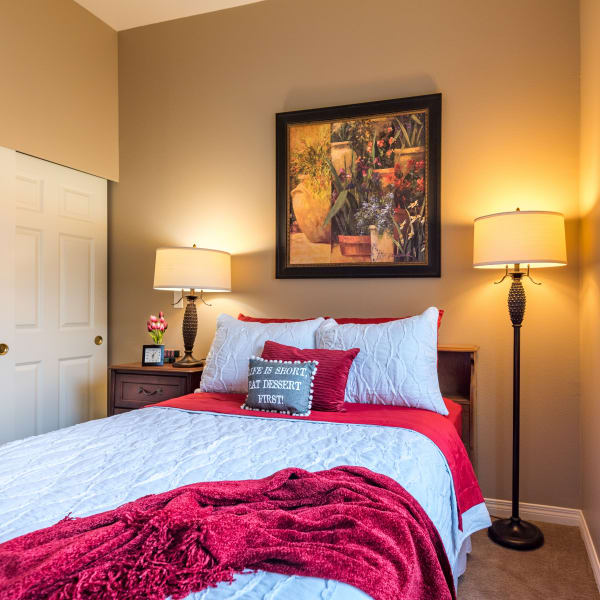 Resident bedroom at Pacifica Senior Living Ellensburg in Ellensburg, Washington