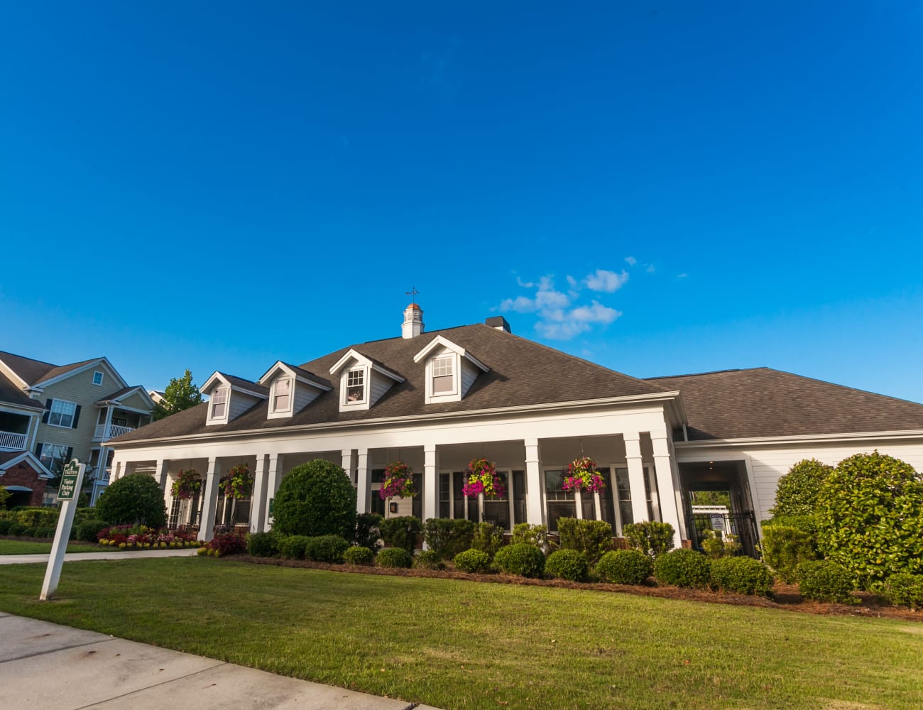 Exterior of Bryant at Summerville's leasing office in Summerville, South Carolina