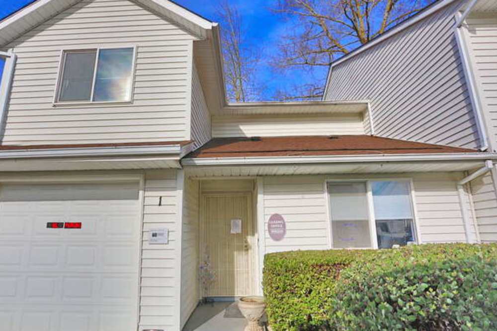 Leasing 1 & 2 bedroom apartments at Cleveland Station in Gresham, Oregon