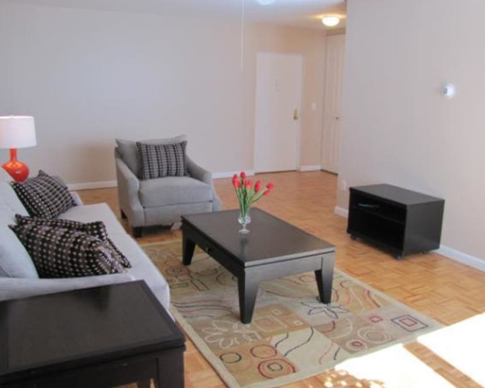 Living room at Park Edge Apartments | Apartments in Springfield, Massachusetts