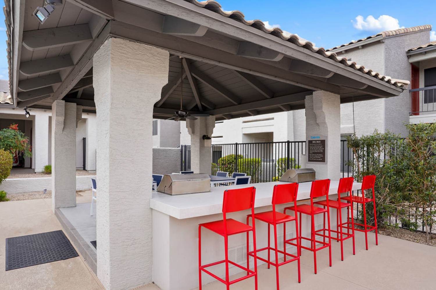 Seating at the grilling area at Cabrillo Apartments in Scottsdale, Arizona