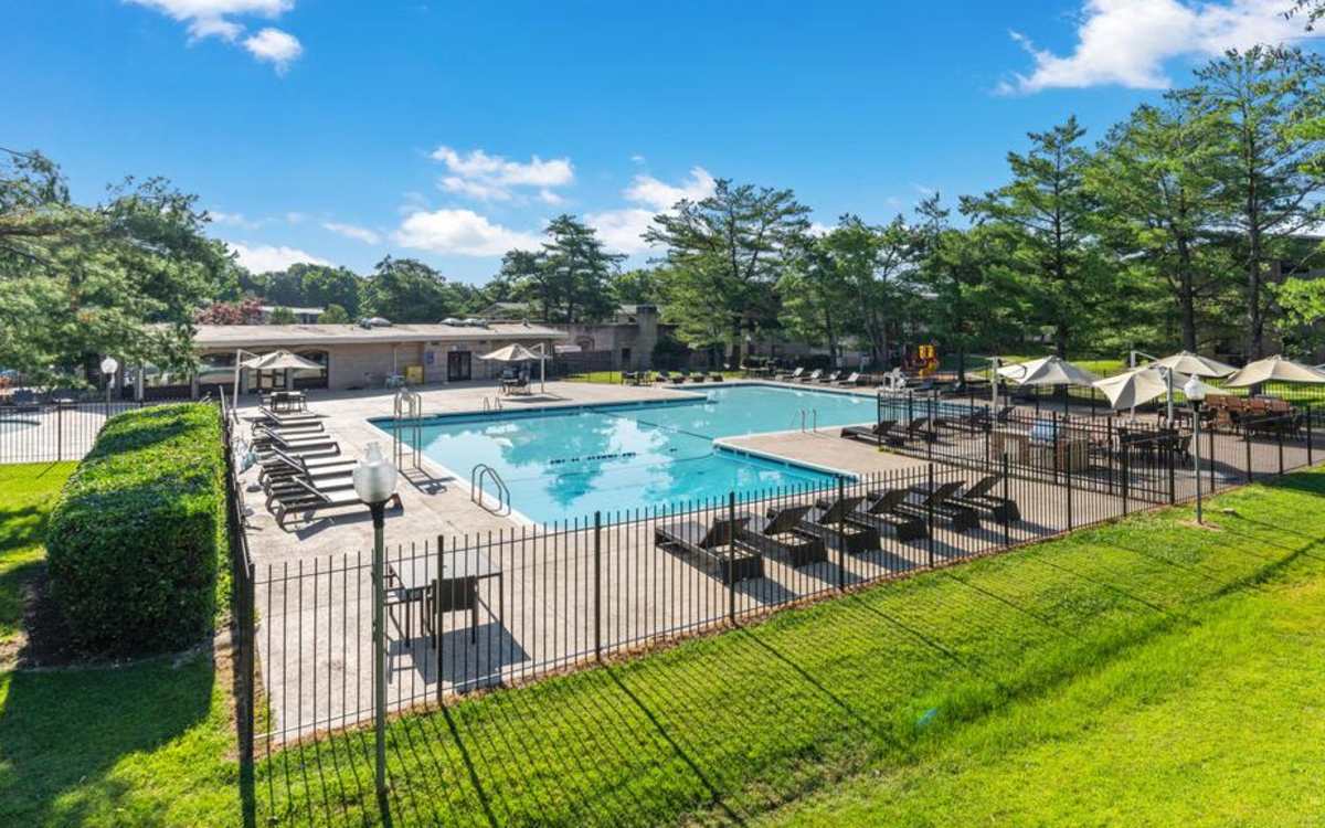 Pool at South Port in Alexandria, Virginia