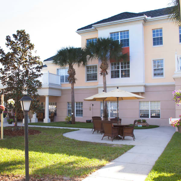 A resident patio at Tampa Gardens Senior Living in Tampa, Florida