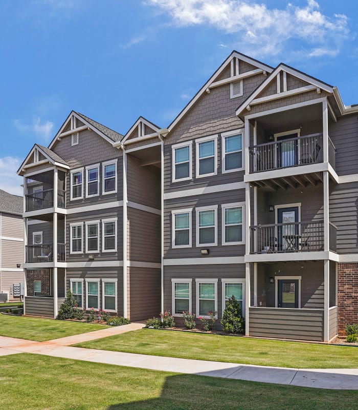 Exterior of 24Hundred Apartments in Oklahoma City, Oklahoma