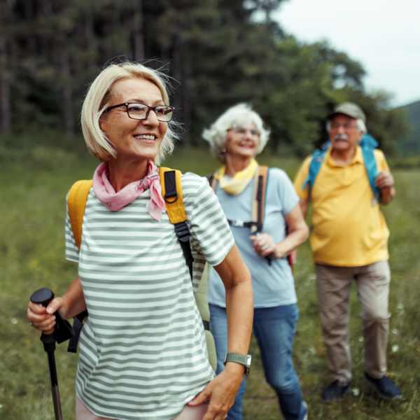 Explore the neighborhood around Martinez Hillside in Martinez, California