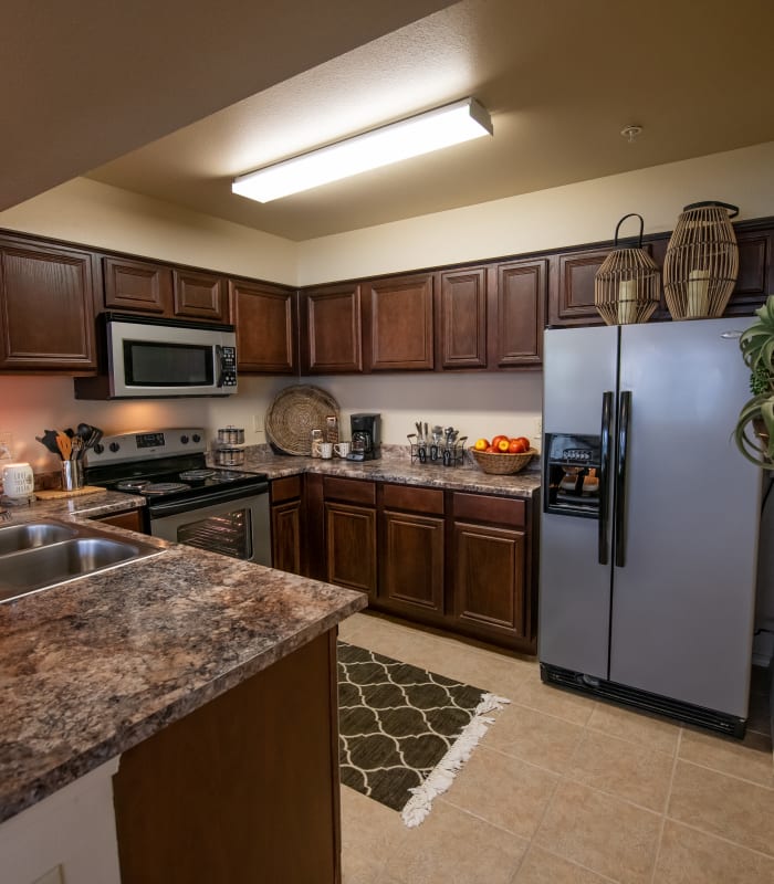 Luxury 1 & 2 Bedroom Apartments in Broken Arrow, OK