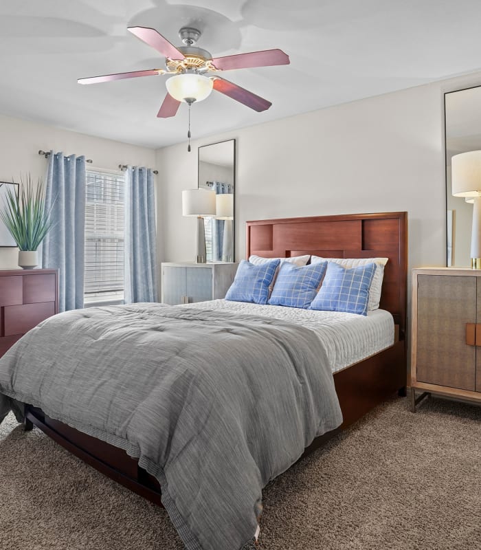 Carpeted bedroom at The Park on Westpointe in Yukon, Oklahoma