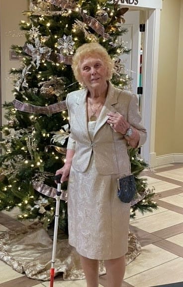 River Park (TX) residents got dressed in their best outfits for the classy New Years celebration.