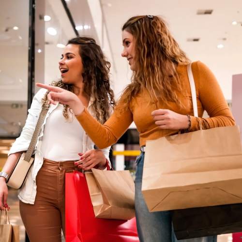 Women shopping at Seapointe Villas in Costa Mesa, California