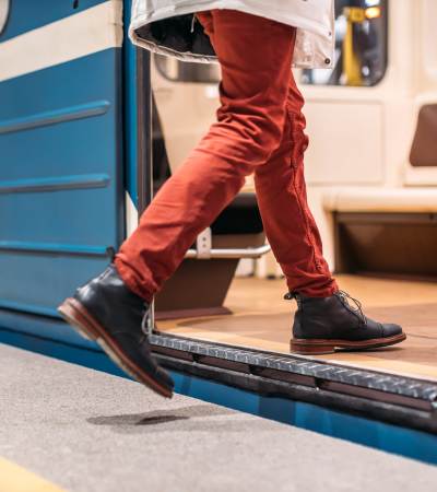 Transportation near Lakeside Village in San Leandro, California