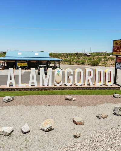 Alamogordo sign near Las Ventanas in Alamogordo, New Mexico
